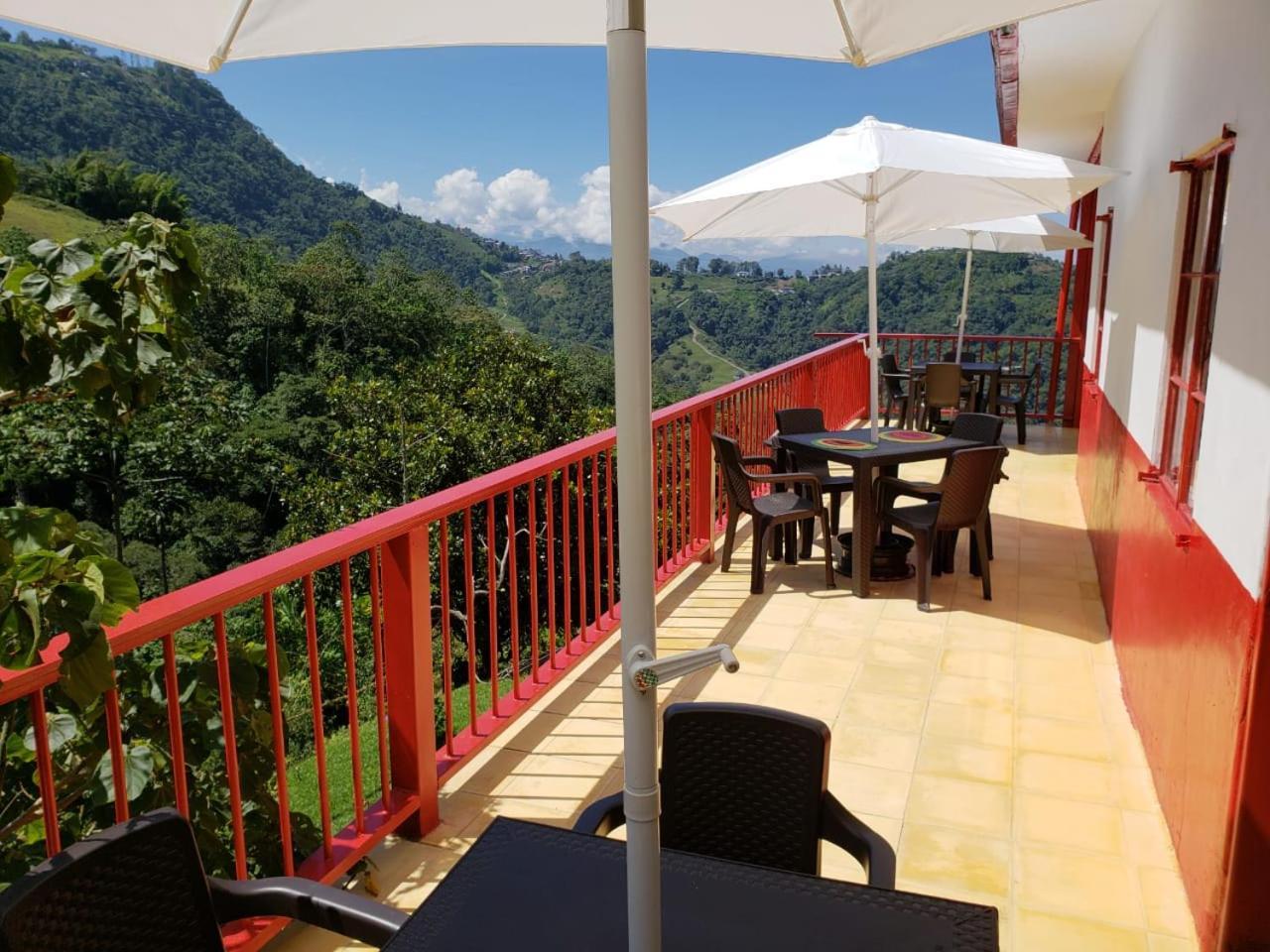 Lodge Paraiso Verde La Linda Exteriér fotografie